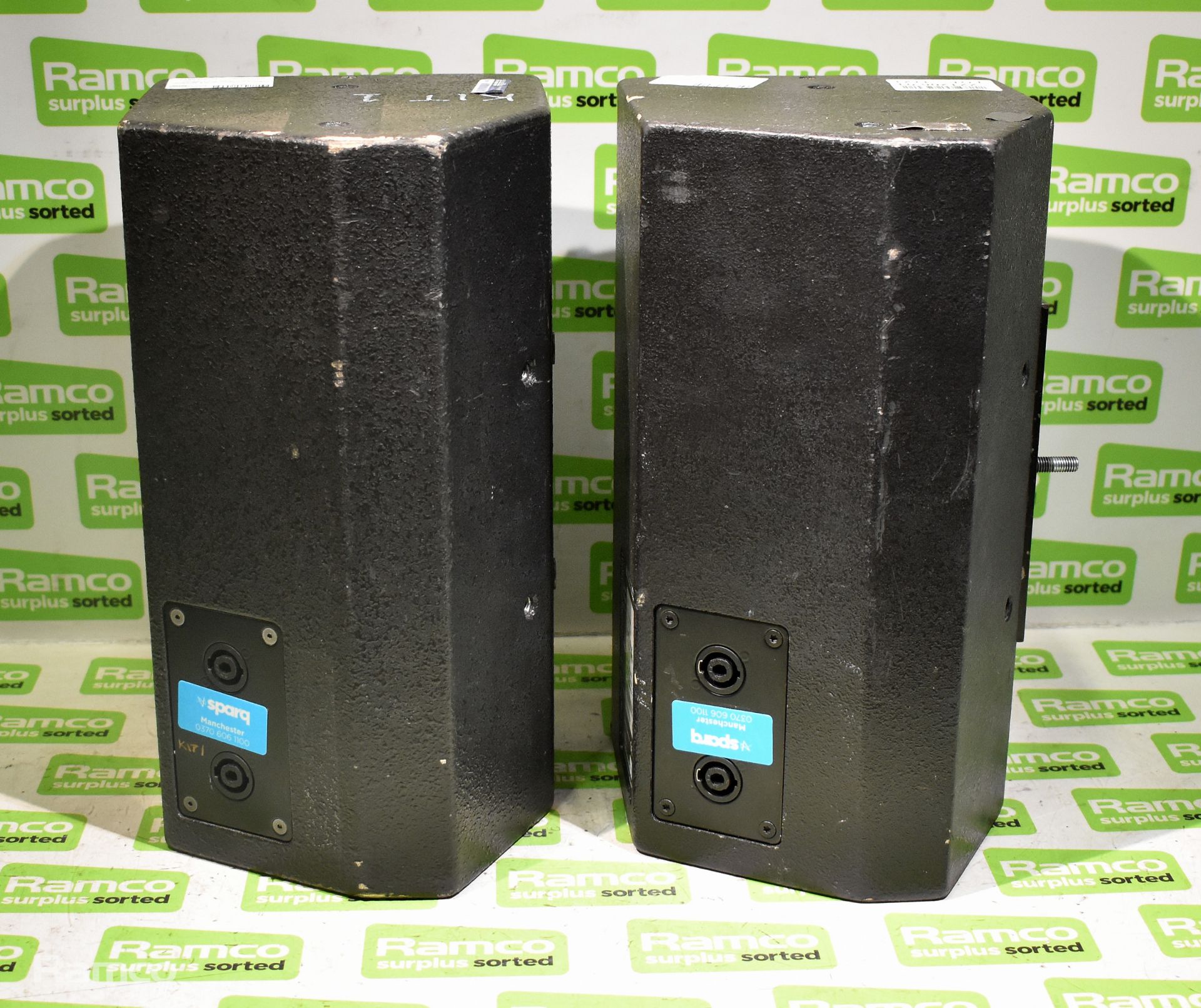 2x D&B audiotechnik E3 speakers - L 19 x W 20.5 x H 35cm - Image 2 of 2