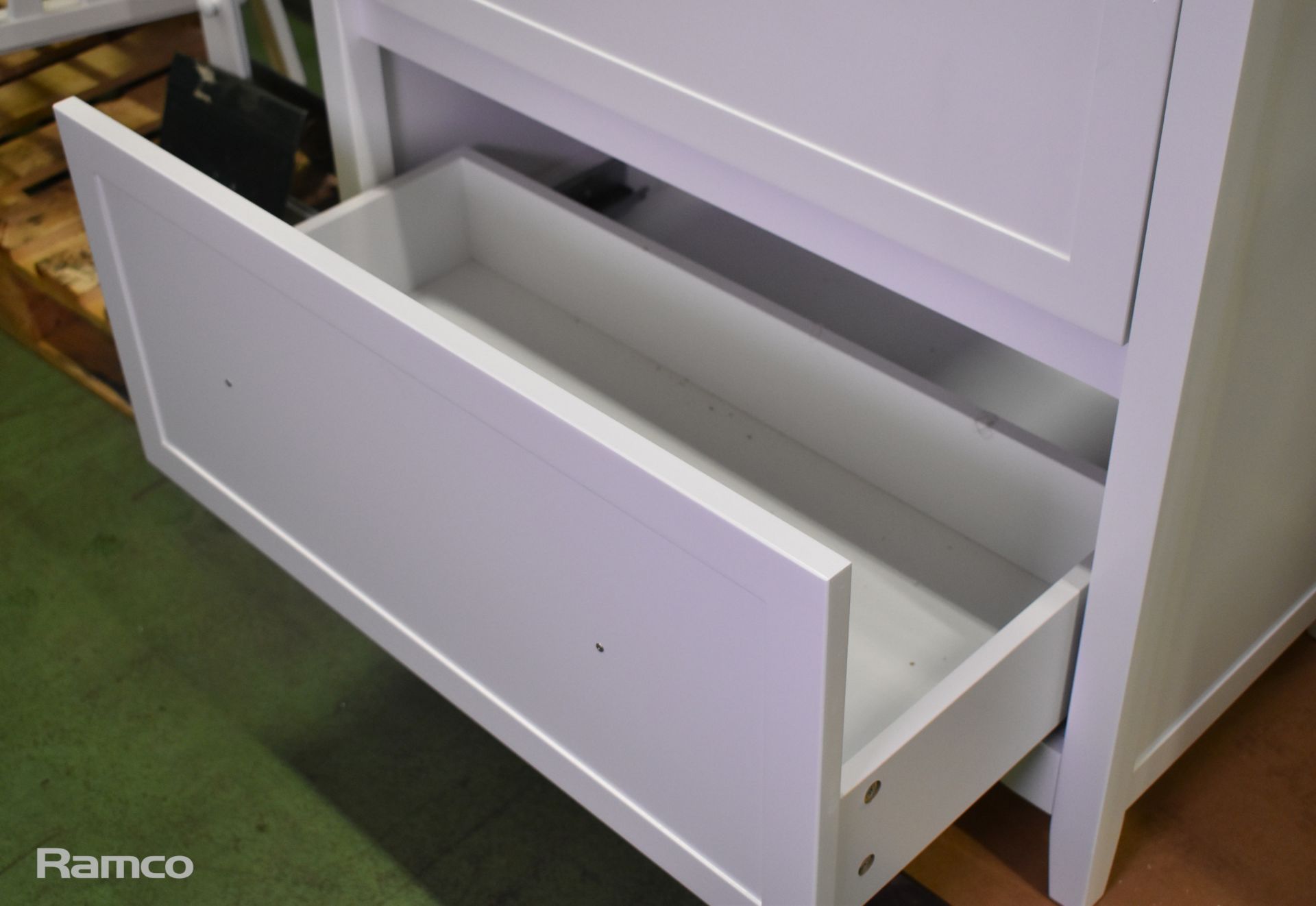 The Bath Co. SKU : CAM800WH Camberley 800 white floor drawer unit - L79xW39xH57cm - damaged - Image 11 of 11