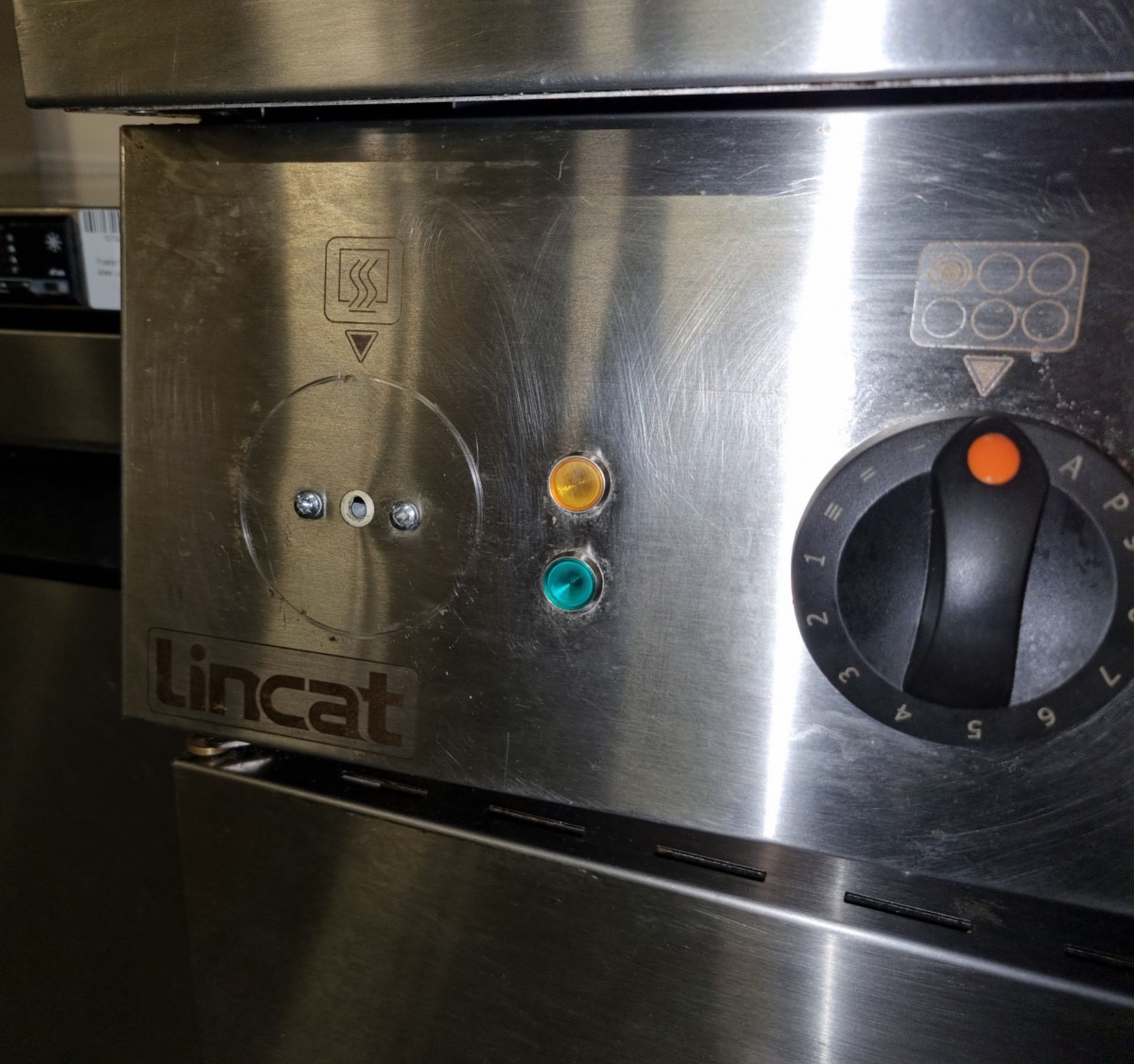 Lincat PHER01 electric free standing 6 zone induction oven range - Image 6 of 7