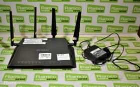 Netgear R7500 AC2350 Nighthawk X4 Smart WiFi router 240V 50/60hz