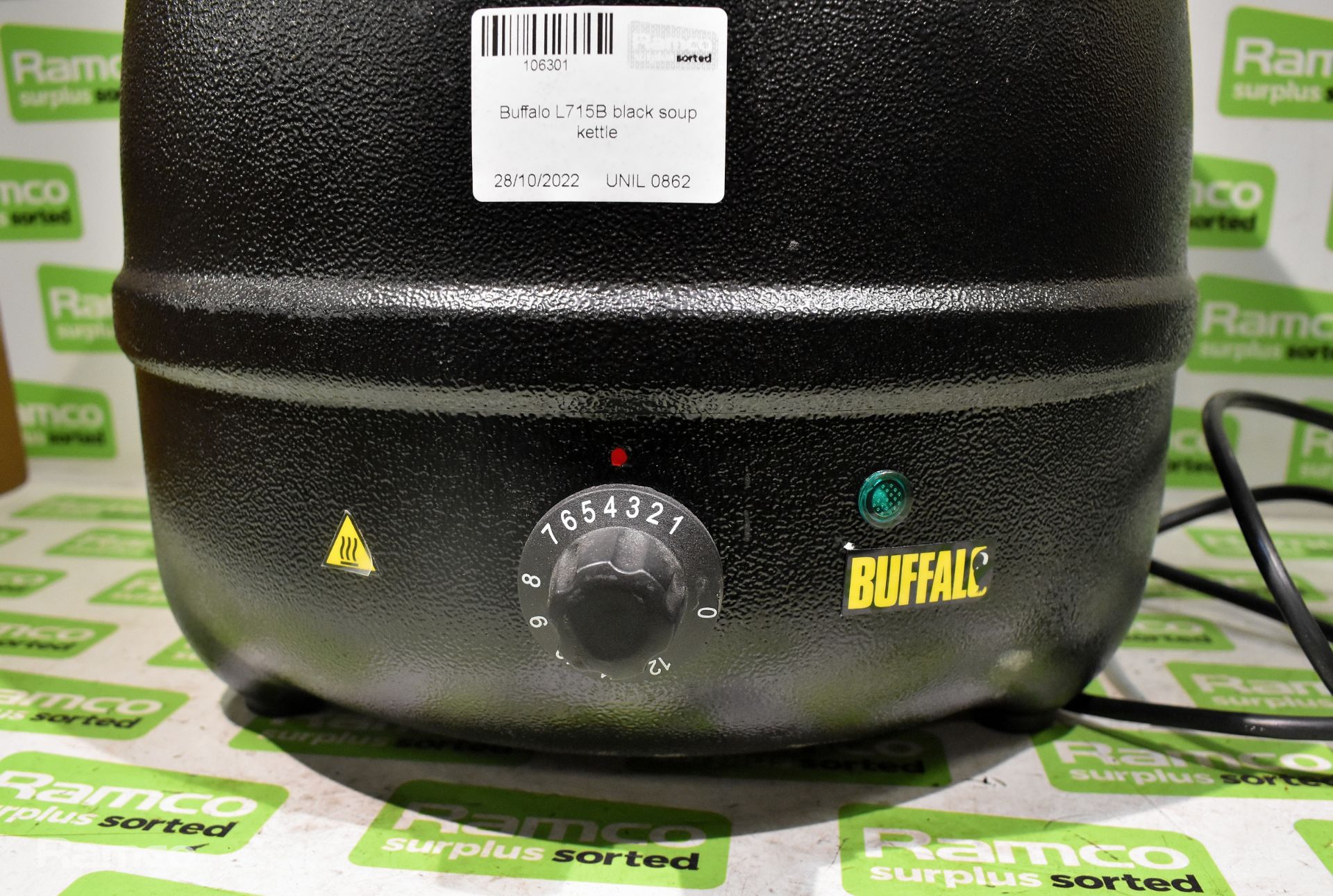 Buffalo L715B black soup kettle - Image 4 of 4
