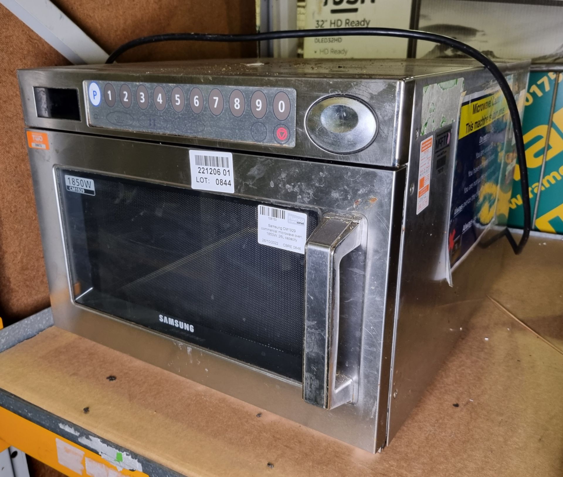 Samsung CM1929 commercial microwave oven, 1850W, 26L capacity - Image 3 of 4