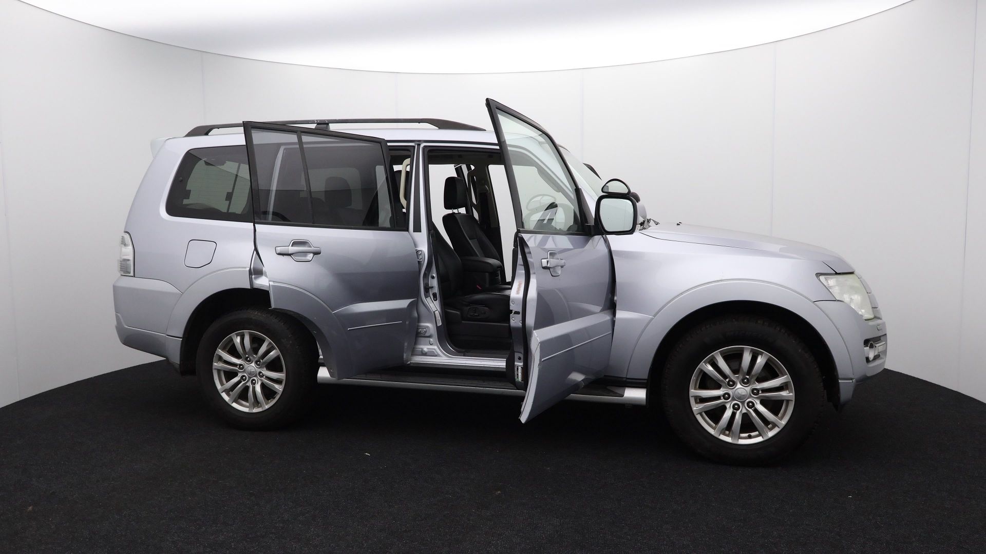 WV66 KKB - Mitsubishi Shogun, Diesel, Silver, 2016 - Image 39 of 45