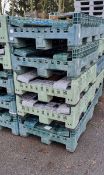 5x Collapsible plastic pallets - L120 x W100 x H59.5cm (H37.5cm when collapsed)