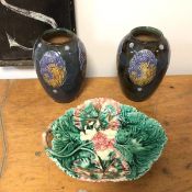 A late 19thc majolica plate in the form of a leaf and flowers (25cm x 21cm) and a pair of Royal