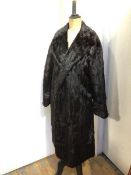 A vintage fur coat with pockets to side and single pocket to inside (shoulders: 26cm x length: