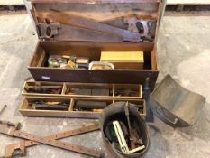 A collection of vintage tools including saws, chisels, planes etc. (a lot)