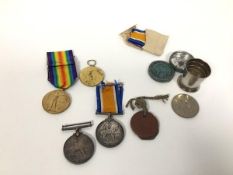 Military interest: a group of WWI medals including for Private T. Dods, including his dog tags and