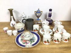 A mixed lot including a set of six Oakley china coffee cups with saucers, with strawberry decoration