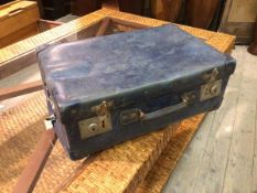 A vintage travelling case with blue exterior and canvas interior (18cm x 50cm x 33cm)