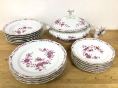 A part dinner service by Hutschenreuther, including four dinner plates (25cm), six side plates,