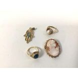 A group of jewellery including a shell cameo with 9ct gold mount (3cm x 2.5cm), a 9ct gold ring with