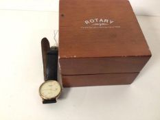 A Rotary Elite gentleman's wristwatch, with original box and paperwork (face: 3.5cm)