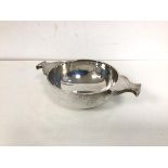 A 1941 Glasgow silver quaich (5.5cm x 18cm x 11cm) (193.65g)