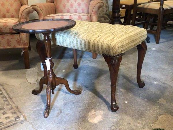 19th century mahogany dressing table stool, the top upholstered in a deep buttoned fabric, raised on