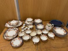A late 19thc quantity of china includes teacups and saucers, teacups measure 6x10cm, egg cups,