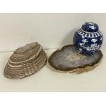A mixed lot including a Chinese ginger jar, with two blue ring marks to base (12cm), a geode slice