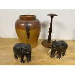A mixed lot including a 19thc mahogany wig stand with baluster shaped stem measures 23cm high, a