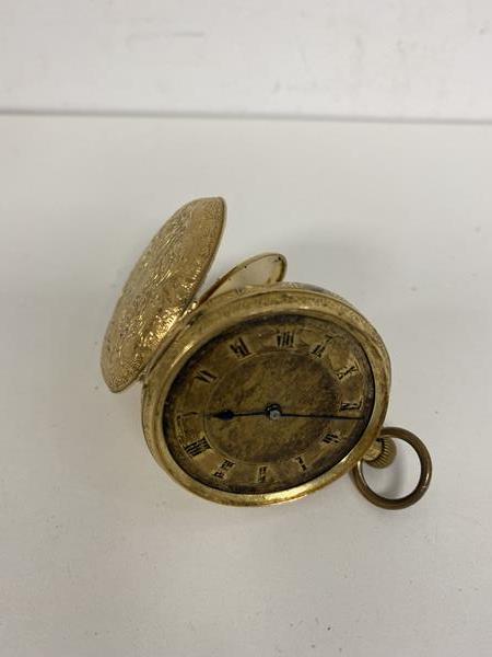 A late 19th early 20thc pocketwatch, case marked 18K a/f measures 3.5cm diameter