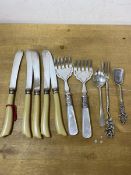 A mixed lot of silver including a pickle fork and shovel, one marked 800 and the other 835, coffee
