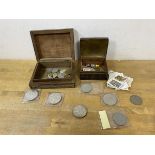 A small collection of coins including a 1935 crown and foreign coins, also a small quantity of