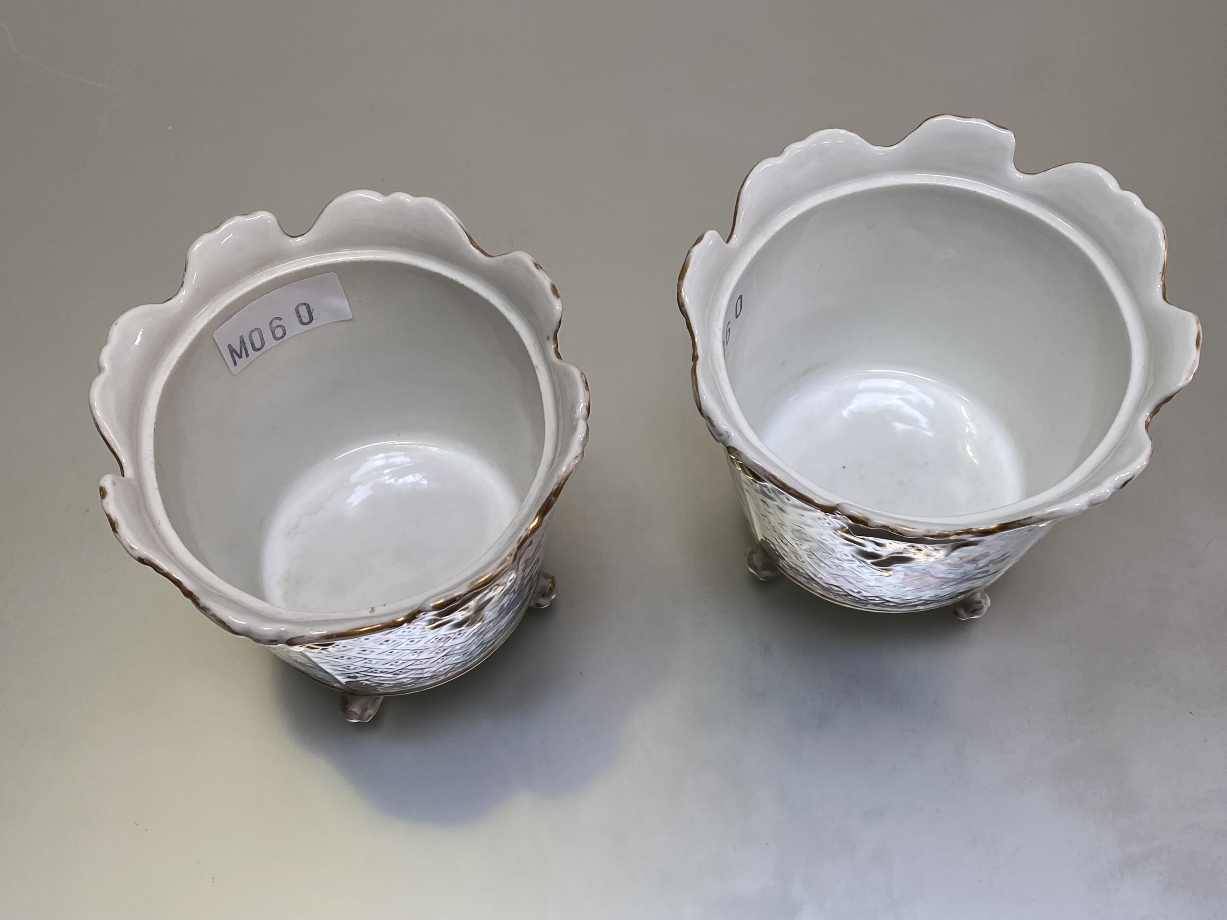 A pair of large Dresden porcelain cachepots in the Meissen taste, c. 1900, each with scalloped - Image 4 of 4