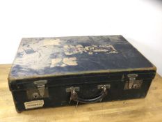 A vintage suitcase, measures 18cm x 61cm x 39cm