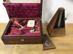 A 19thc jewellery box, rosewood veneer with mother of pearl plaque and escutcheon to top, fitted