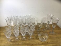 A mixed lot of glass including four vintage tall stem cocktail glasses, each measures 16cm high, two