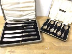 A set of six 1935 Sheffield silver coffee spoons, in original case, with combined weight 51 grammes,