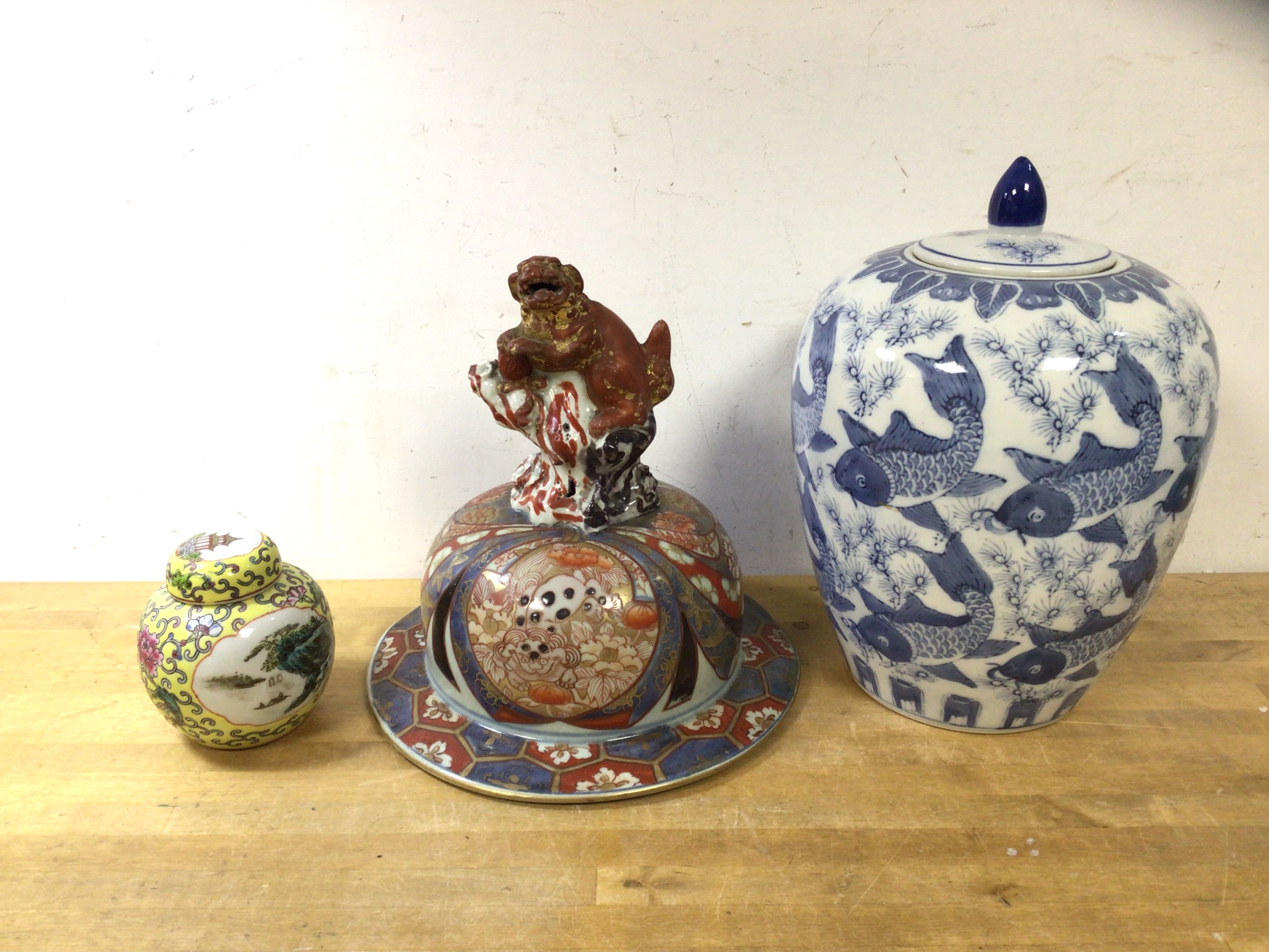 A mixed lot of china including a famille jung ginger jar marked Made in China, with character