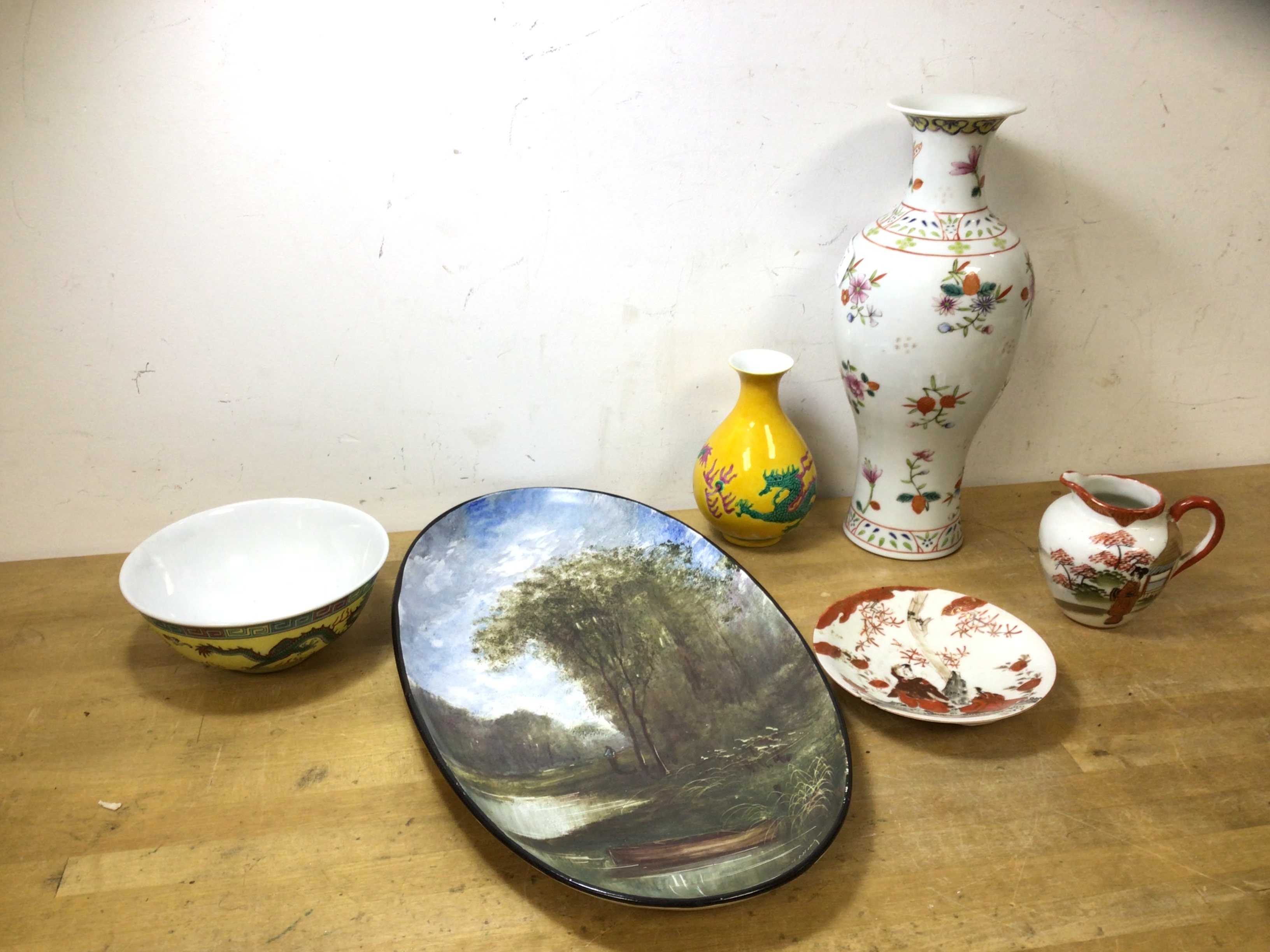A mixed lot of china including baluster shaped vase, (25cm h) marked China to base, with red seal