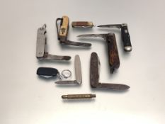 A collection of pocket knives including a British Army dated 1944 (9)