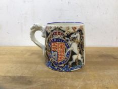 A Laura Knight coronation King George VI and Queen Elizabeth 1937 mug (8cm h)