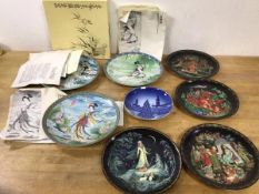 A mixed lot of decorative plates including Tianex, (20cm d), a B&G Christmas plate, three Chinese