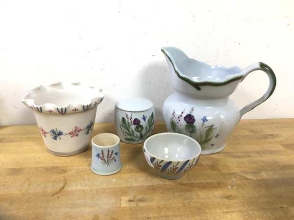 A group of Bucchan stoneware including jug (18cm h), a vase with scalloped edge, a bowl, a lidded