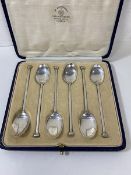 A set of six silver Mappin and Webb coffee spoons, Sheffield 1934, each measures 11cm, combined