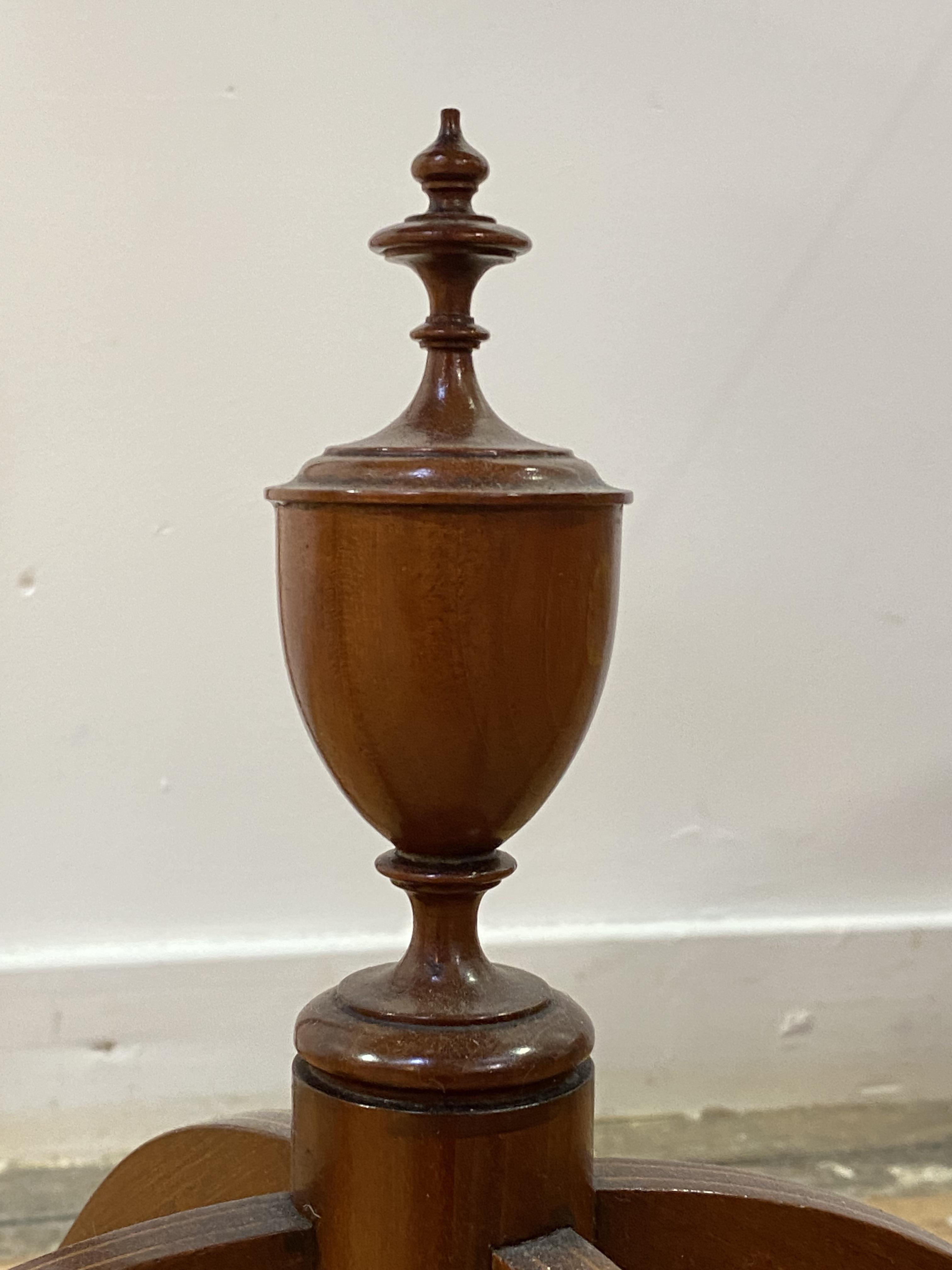 An Edwardian mahogany occasional table of oval outline, the lift off tray top with twin gilt brass - Image 4 of 4