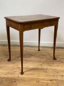 Whytock and Reid, an early 20th century walnut side table in the Georgian taste, the quarter sawn