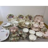 A quantity of assorted china including a set of six early 20thc Wedgwood plates with floral
