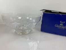 A Gleneagles Crystal footed bowl with thistle etching (10cm x 20cm)