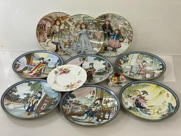 A collection of decorative plates including six Japanese Imperial Jingdezhen porcelain plates,