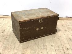 A late 19th/ early 20th century pine crate with hinged lid, H36cm, W70cm, D40cm