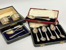 A set of six Birmingham 1930's teaspoons in fitted case, an Edinburgh trefid shaped spoon
