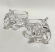 A pair of Art Vannes French art glass elephant moulded glass ashtrays, signed verso, (8cm x 12cm x