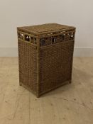 A Wicker lidded laundry basket, H59cm, W46cm, D31cm