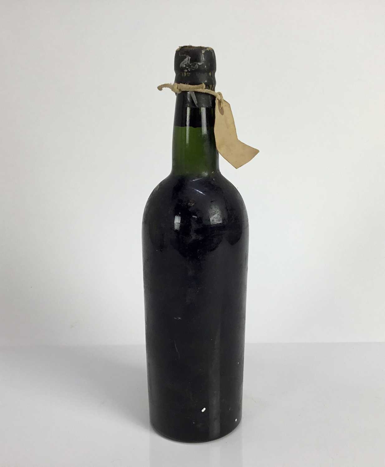 Port - one bottle, Fonseca's, unlabelled but believed pre 1950s - Image 2 of 4