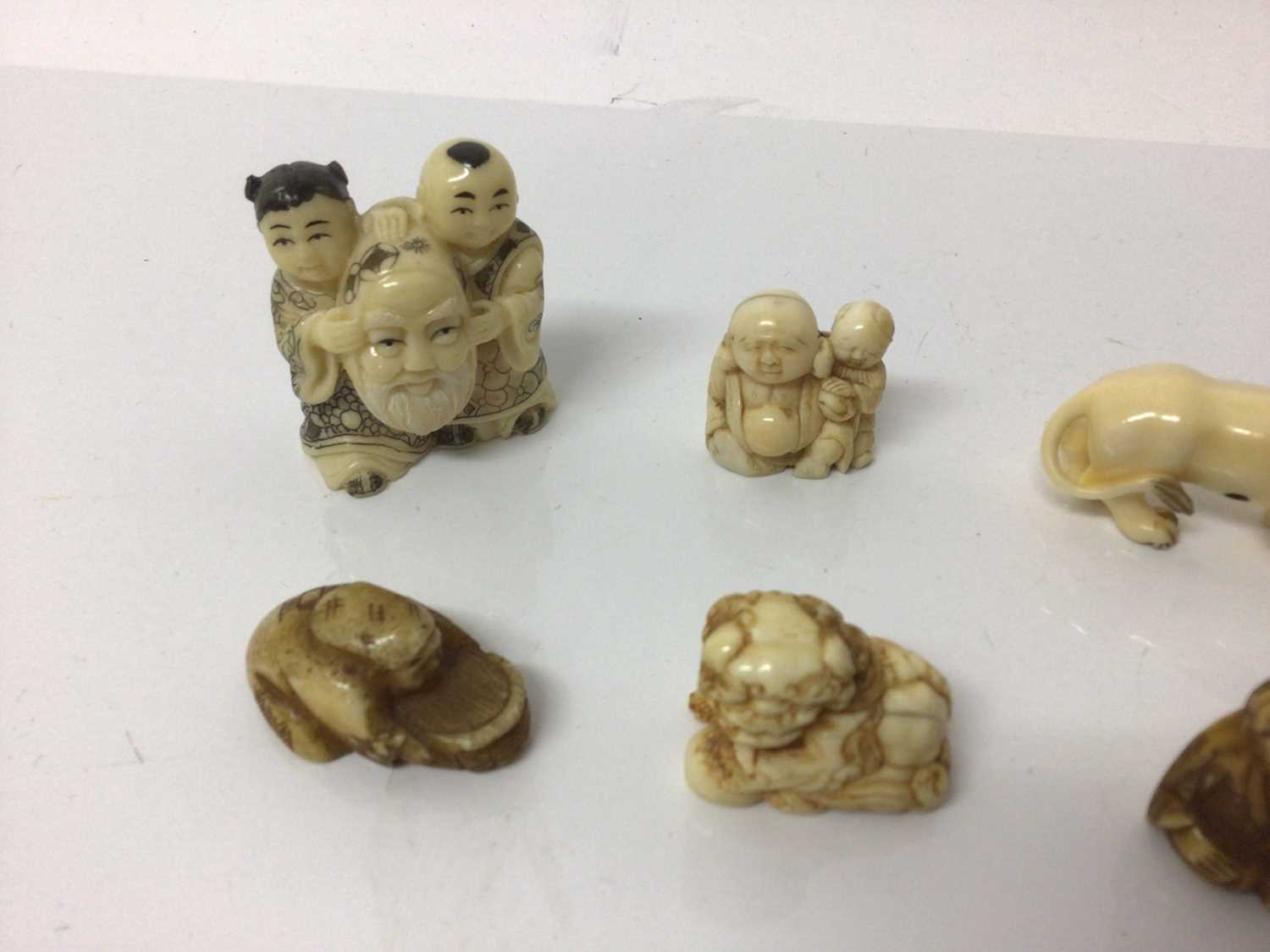 Collection of ten netsuke, including ivory and others - Image 2 of 6