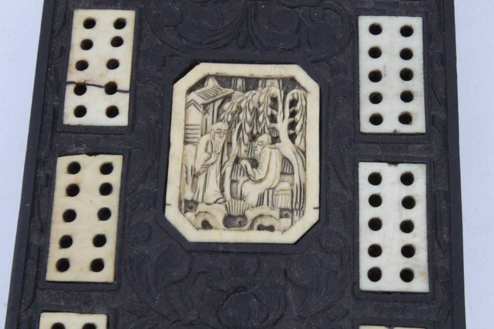19th century Chinese black hardwood cribbage board, with carved floral decoration, inlaid ivory mark - Image 3 of 6