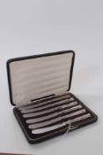 Set of six George V silver handled tea knives, with stainless steel blades, (Birmingham 1911), in ve